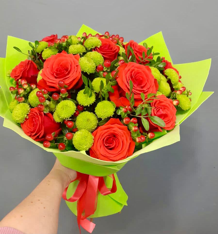 Букет цветов из: Хризантемы и Розы в Козуль