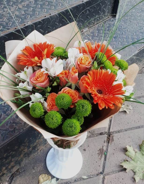 Букет цветов из: Герберы, Хризантемы, Альстромерии и Розы в Козуль