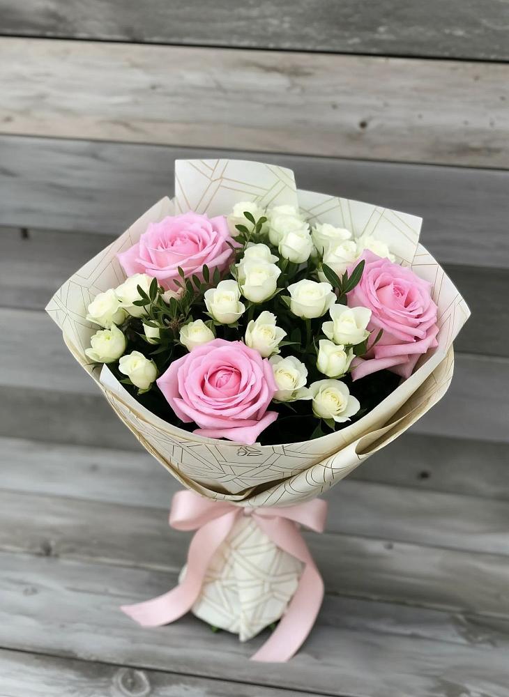 Букет цветов из: Розы в Козуль