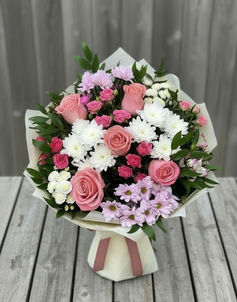 Букет цветов из: Альстромерии, Гвоздики, Розы и Хризантемы в Козуль