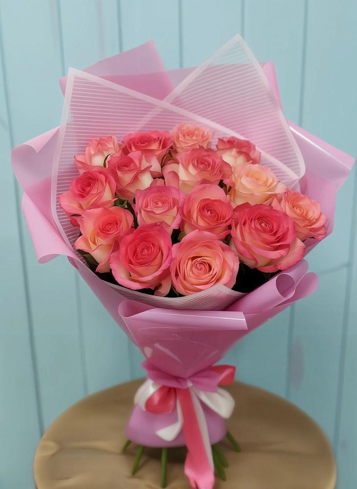 Букет 15 Розовых роз Равель в Козуль