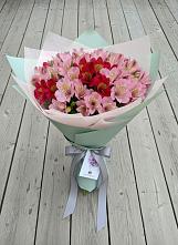 Букет цветов из:  Альстромерии в Козуль