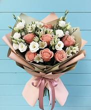 Букет цветов из:  Розы, Альстромерии и Лизиантусы в Козуль