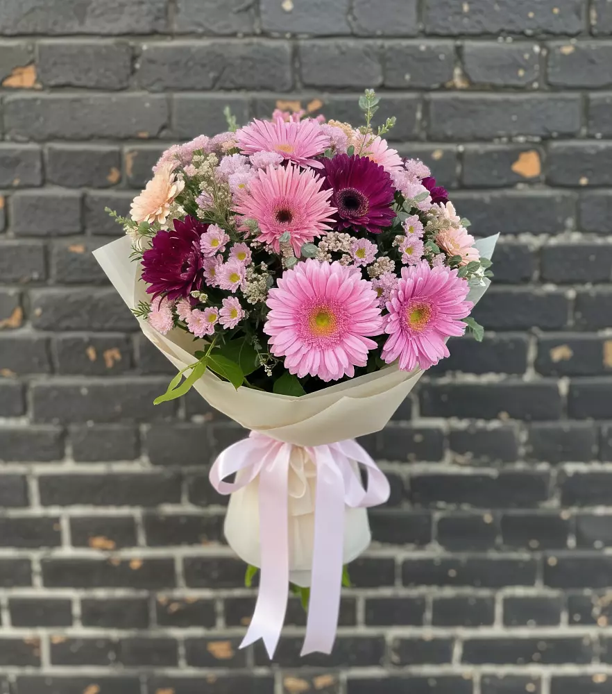 Букет цветов из: Герберы и Хризантемы в Козуль