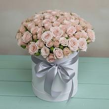 Цветочная композиция из Розы в шляпной коробке в Козуль