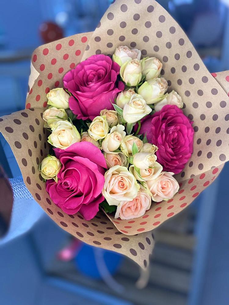 Букет цветов из: Розы в Козуль