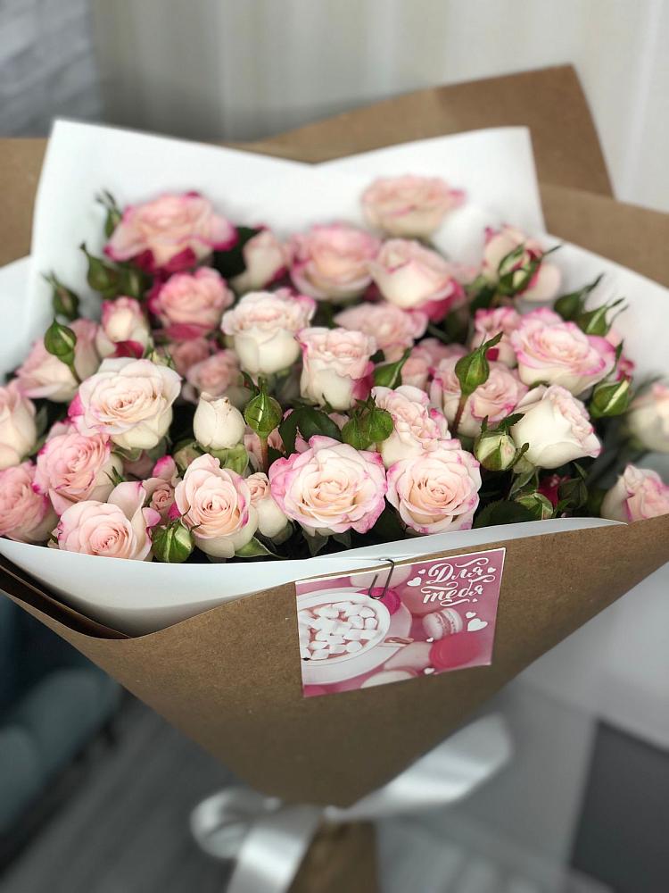 Букет цветов из: Розы в Козуль