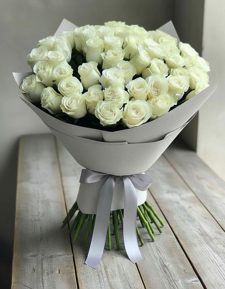 Букет 35 Белых роз в Козуль