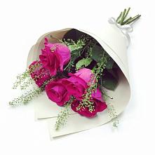 Букет цветов из:  Розы в Козуль