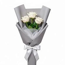Букет 3 белые розы в Козуль