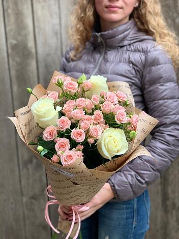 Букет цветов из: Розы в Козуль