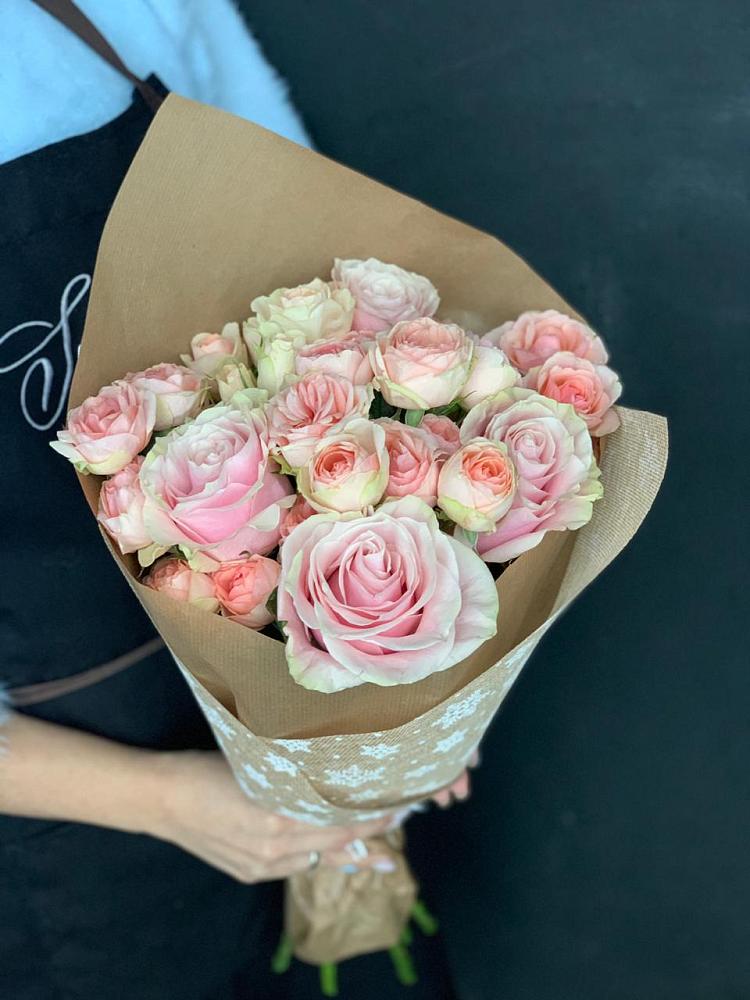 Букет цветов из: Хризантемы и Розы в Козуль