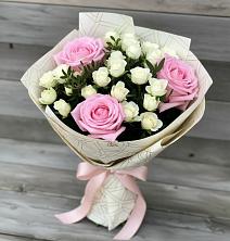Букет цветов из:  Розы в Козуль
