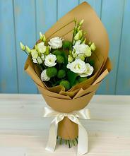 Букет цветов из:  Хризантемы и Лизиантусы в Козуль