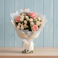 Букет цветов из:  Розы в Козуль