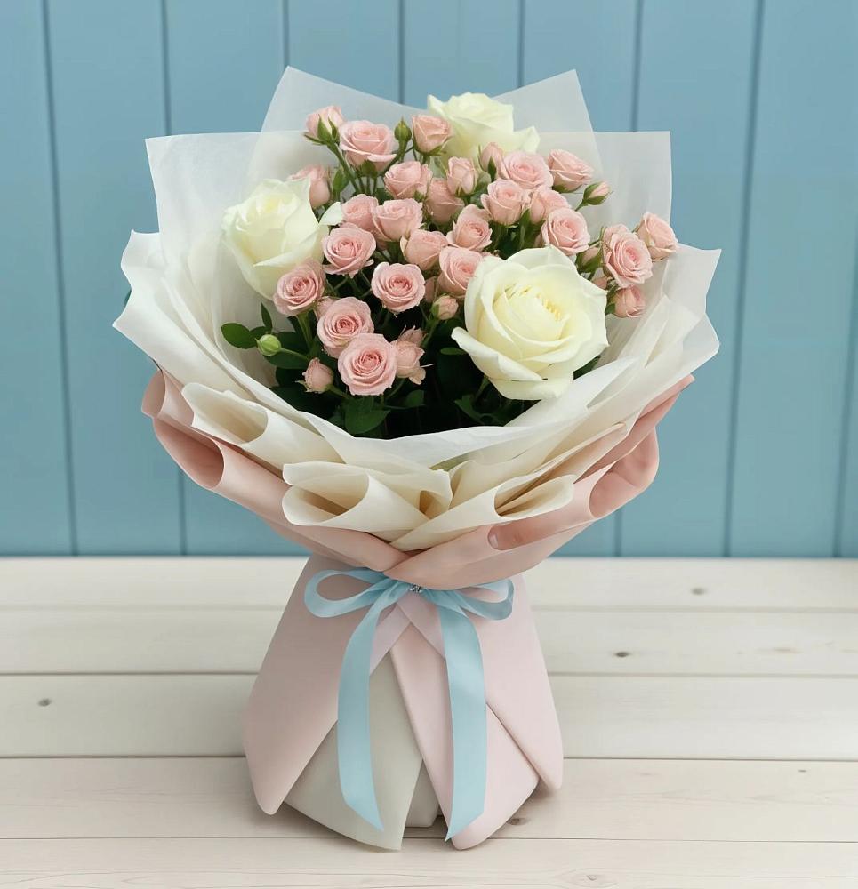 Букет цветов из: Розы в Козуль