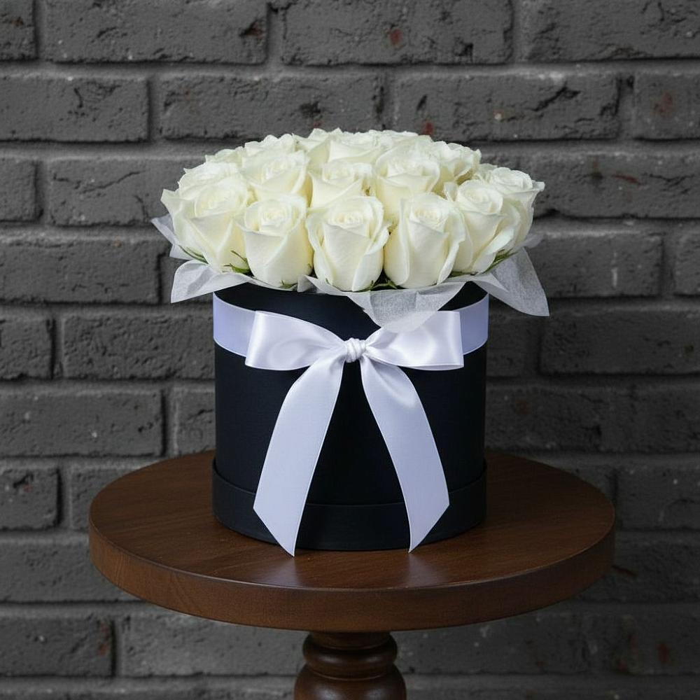 Цветочная композиция из Розы в шляпной коробке в Козуль