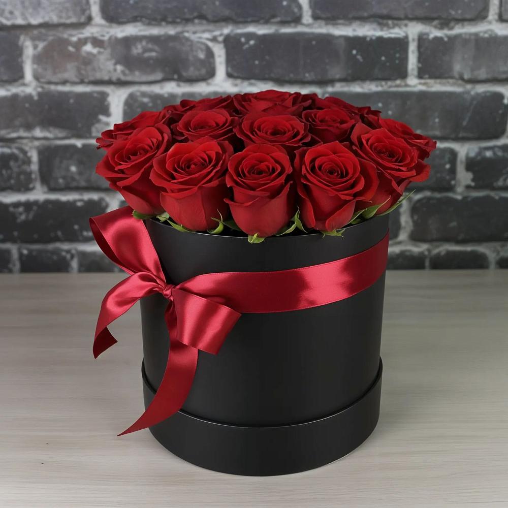 Цветочная композиция из Розы в шляпной коробке в Козуль