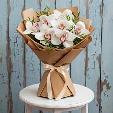 Букет цветов из:  Орхидеи и Розы в Козуль