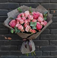 Букет цветов из:  Розы в Козуль